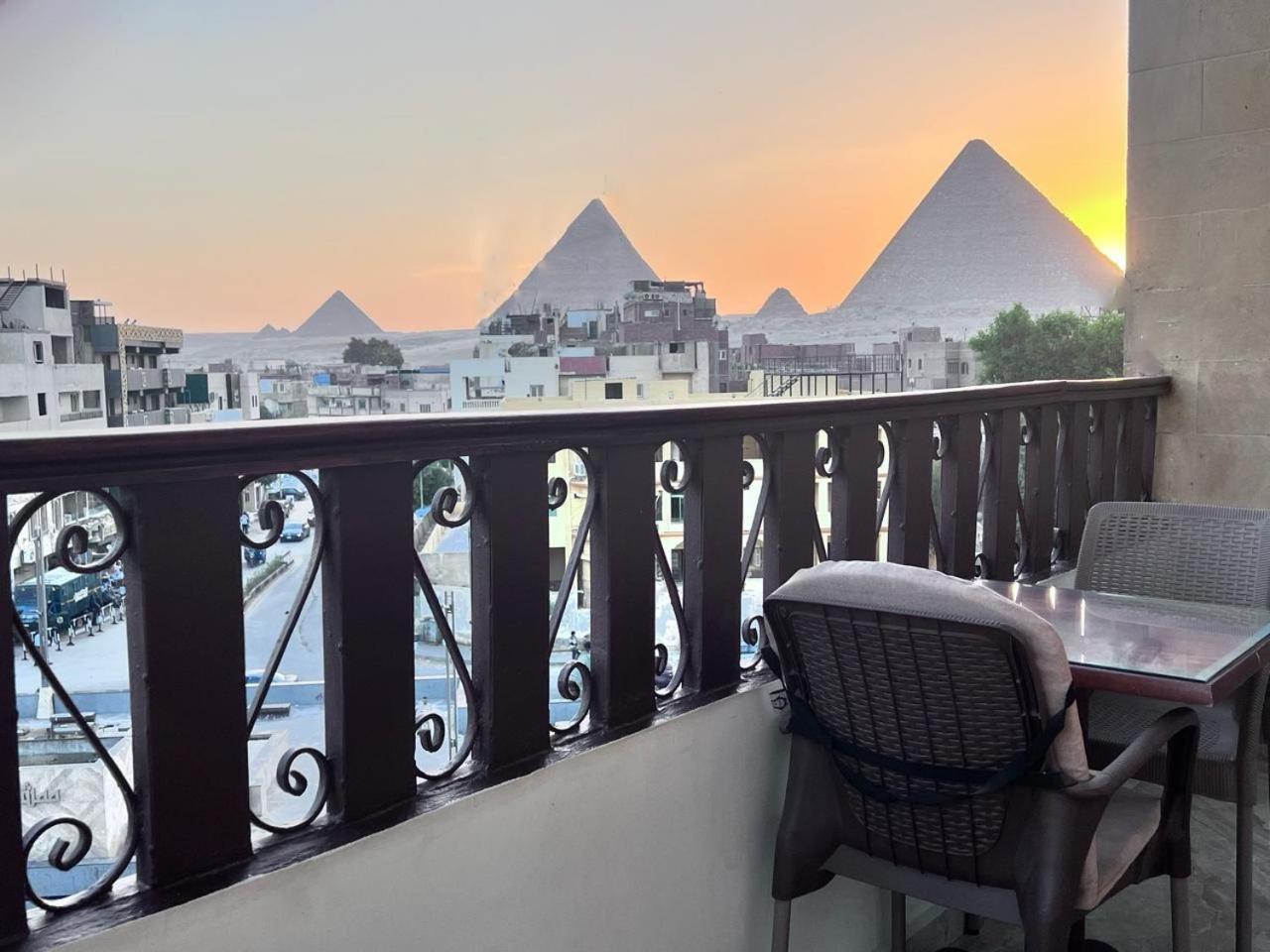 Flower Pyramids Inn Kafrat al Jabal Екстер'єр фото
