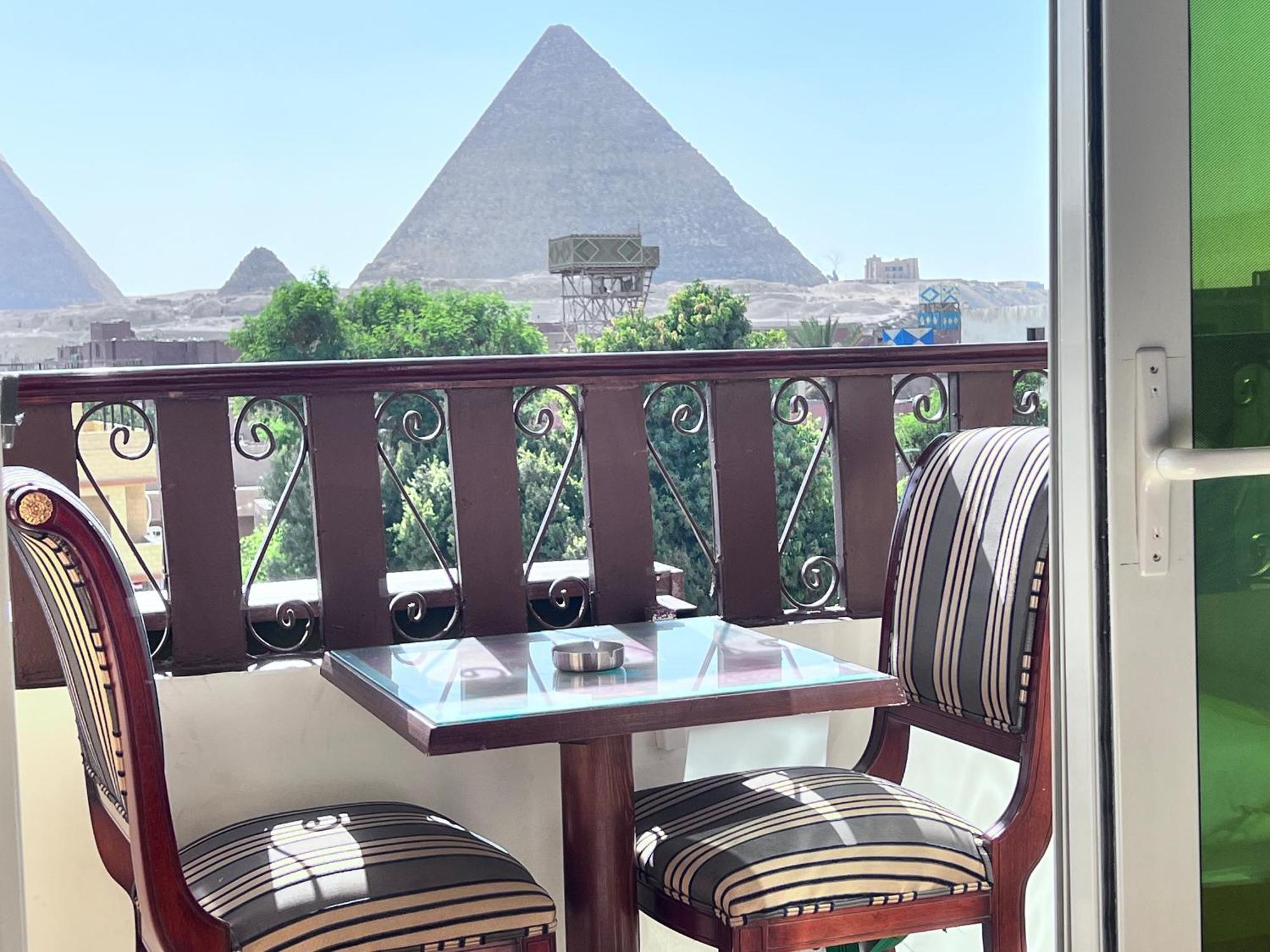 Flower Pyramids Inn Kafrat al Jabal Екстер'єр фото