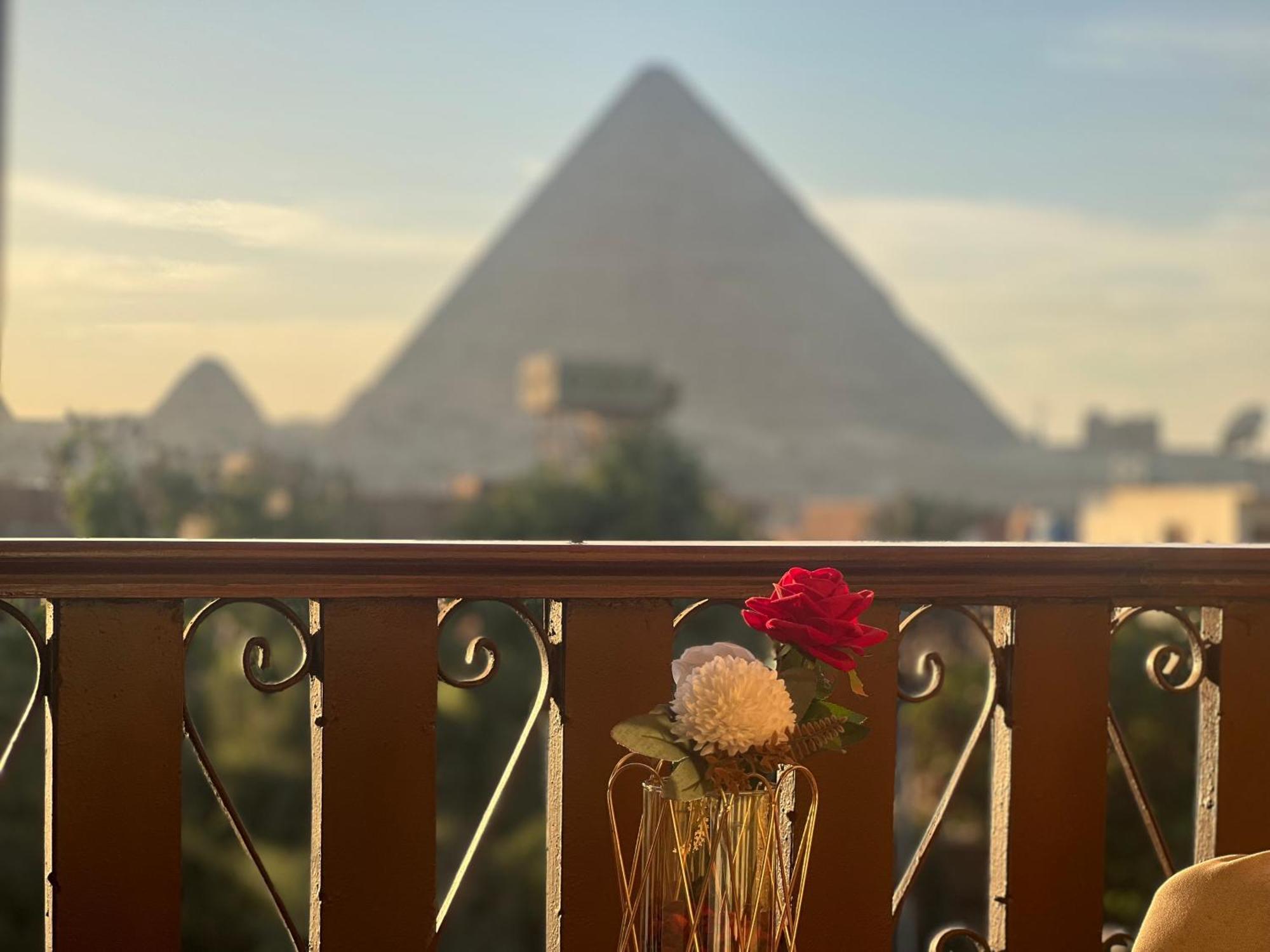 Flower Pyramids Inn Kafrat al Jabal Екстер'єр фото