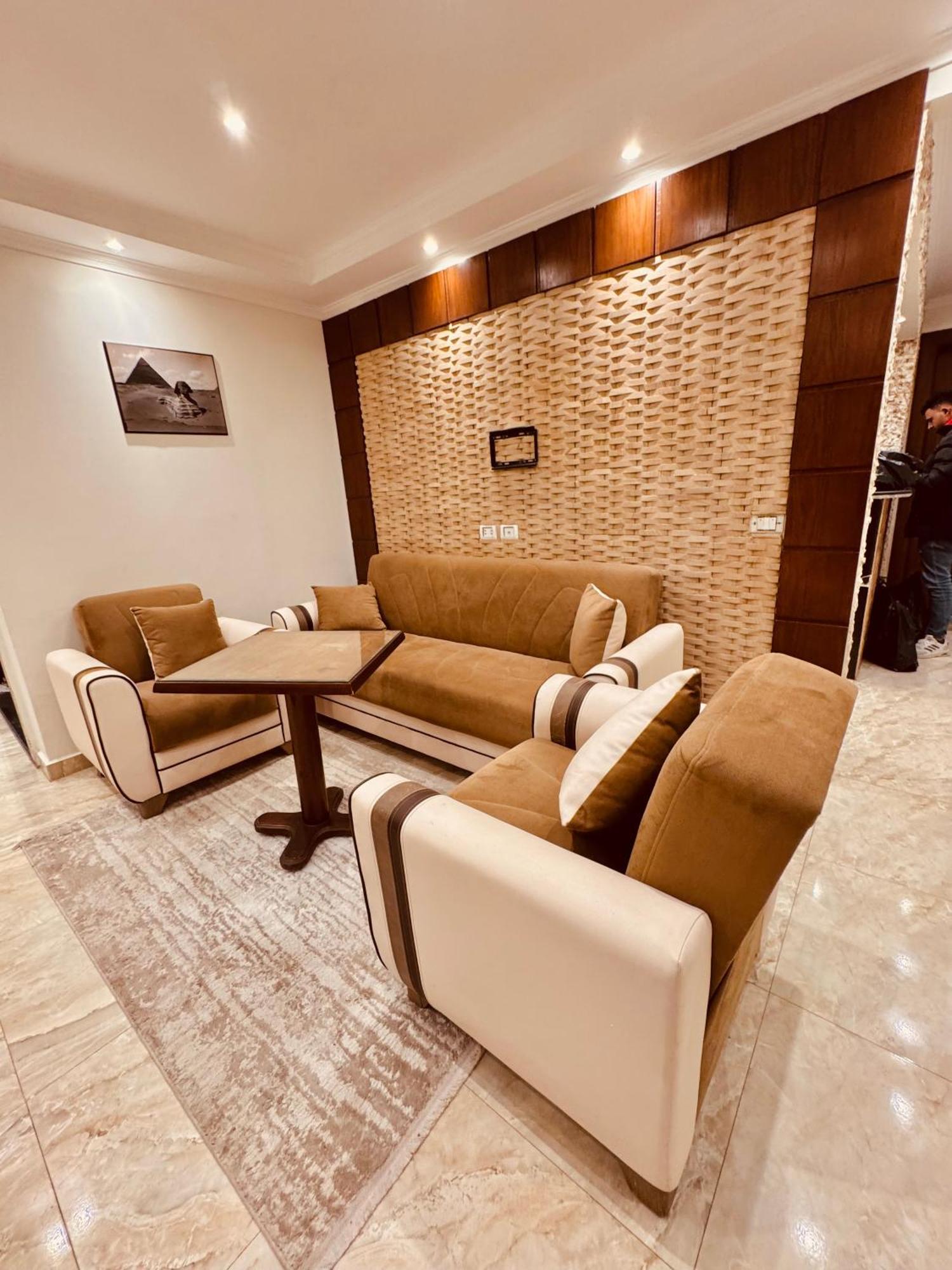 Flower Pyramids Inn Kafrat al Jabal Екстер'єр фото
