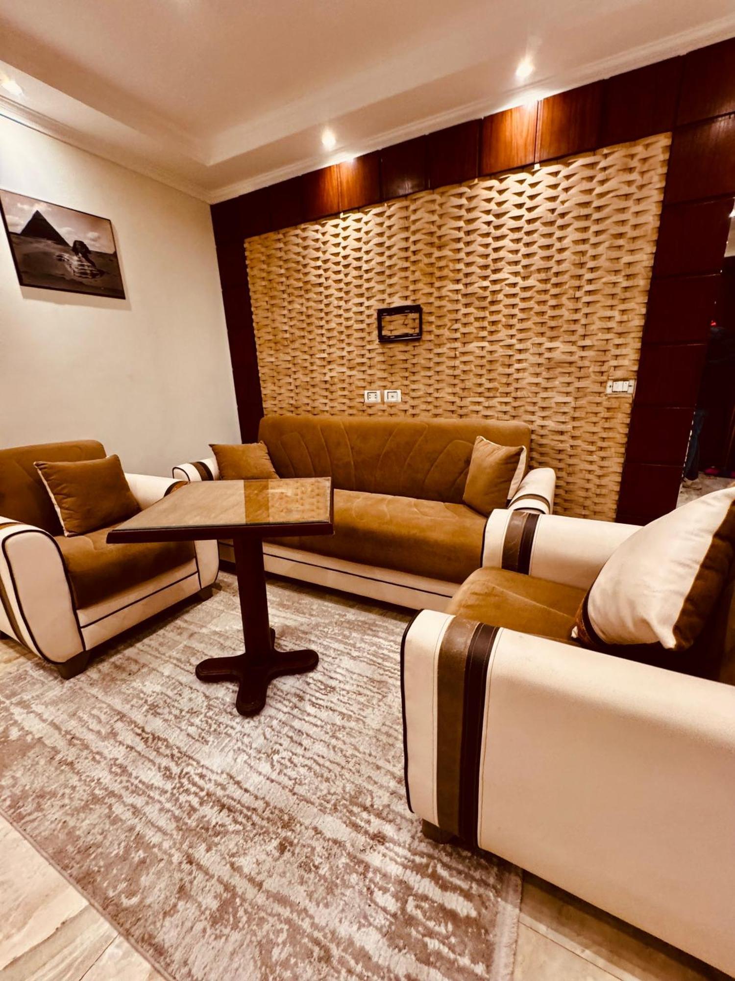 Flower Pyramids Inn Kafrat al Jabal Екстер'єр фото