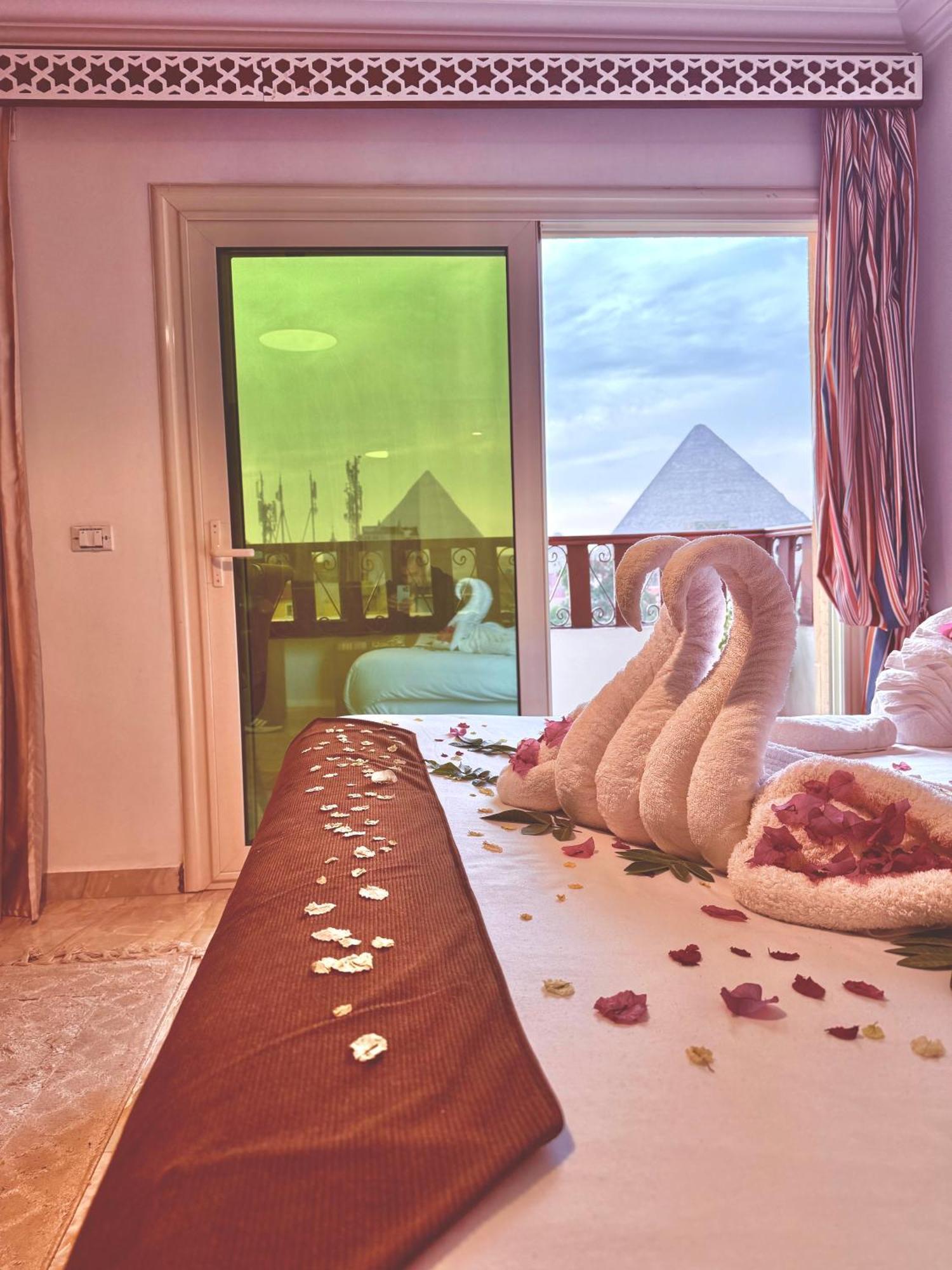 Flower Pyramids Inn Kafrat al Jabal Екстер'єр фото